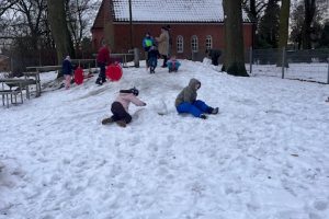 Hurra, es hat geschneit!